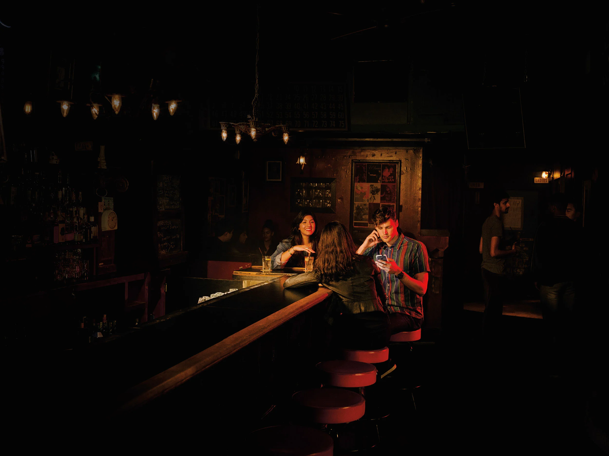 Verizon_Lifestyle_Library_by_Joao_Canziani_6.jpg