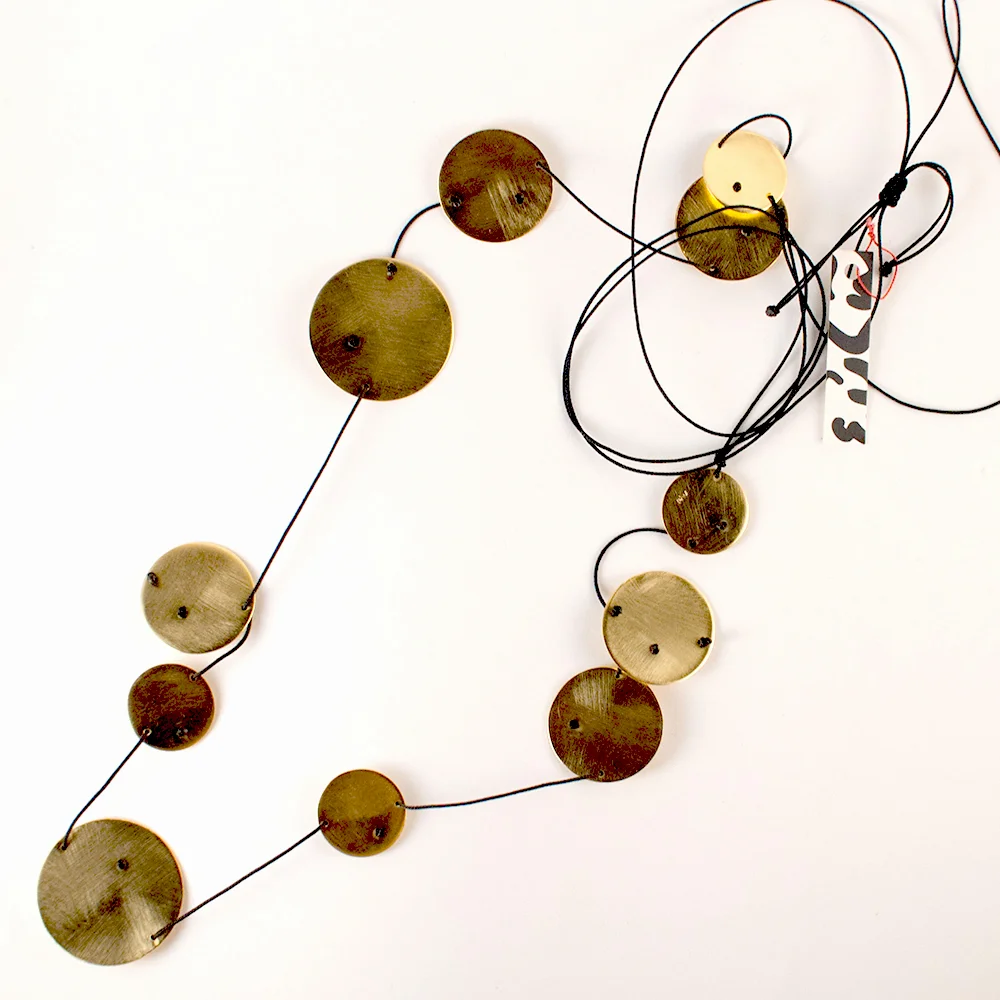 Full Moon (Necklace1.b.N.FM. 45€).jpg