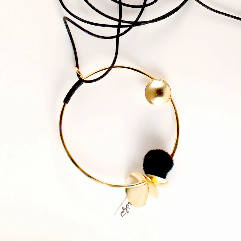 Planet(Necklace gold.b.).jpg