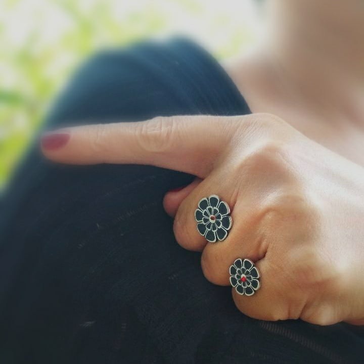 Poppy+Flower+%28Ring+9.R.P.F.%29+65%E2%82%AC+%28b%29.jpg