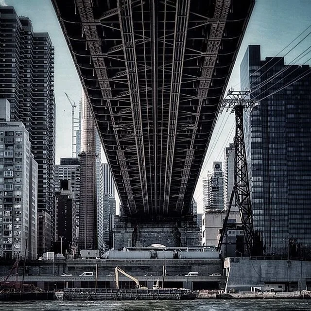 Once upon a time the only option was to swim / Roosevelt Island .
.
.
#streetphotography #street_photography #nycstreetphotography #nyc #nycphotographer #rooseveltisland #queensborobridge #queens #manhattan #underthebridge #city #citylife #cityscape 