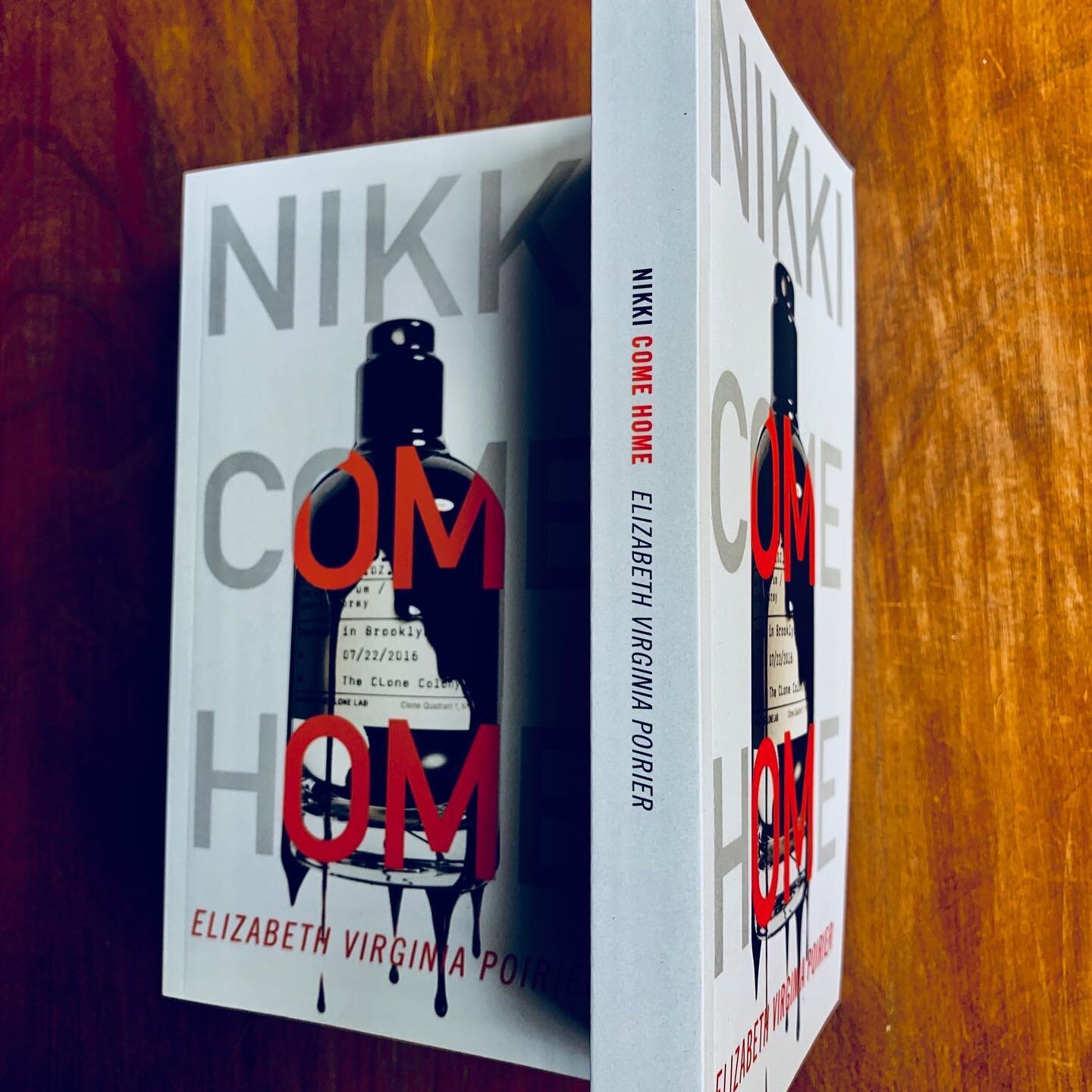 I still can't get over what an incredible job @metive did designing the novel. Special thanks to @jeremybalderson for taking my favorite (and only) author photo. And of course @brentewhite for his amazing work on the cover. 🖤🤘🏻 
.
.
.
#nikkicomeho