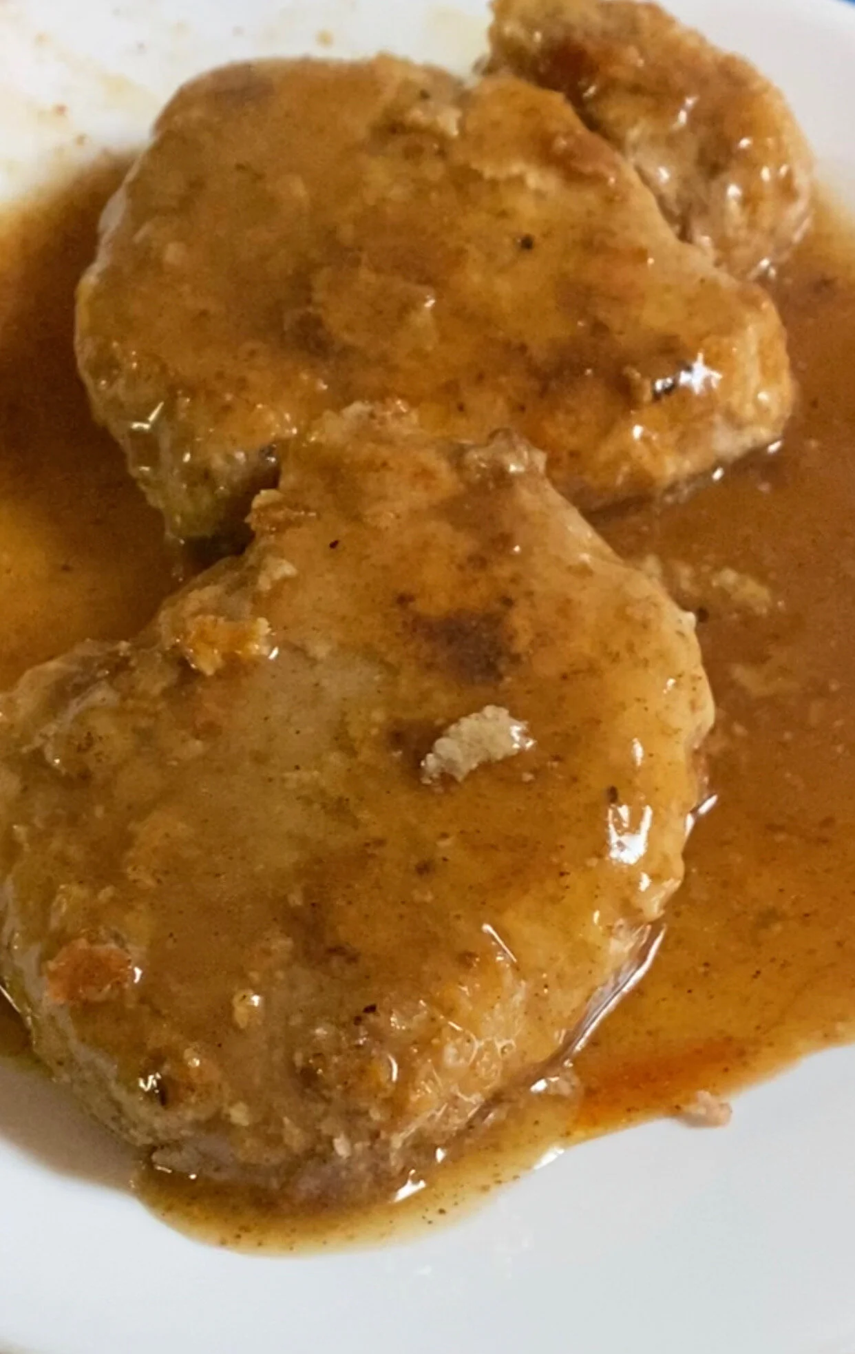 Fried Pork Chops with Gravy 