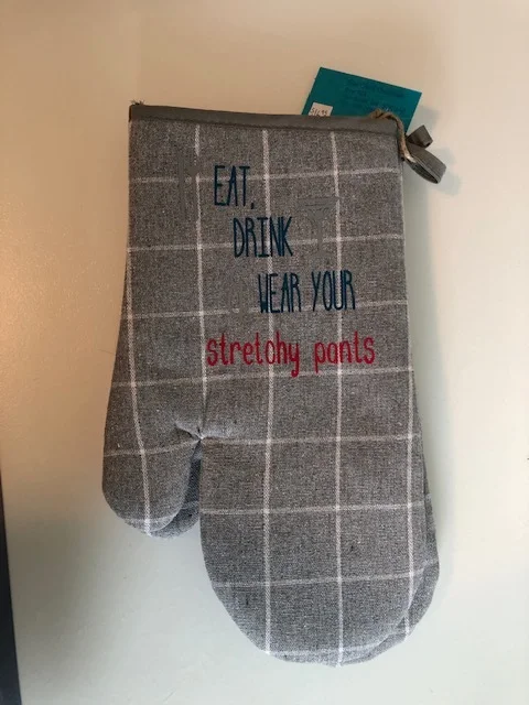 eat drink & werar stretchy pants.JPG