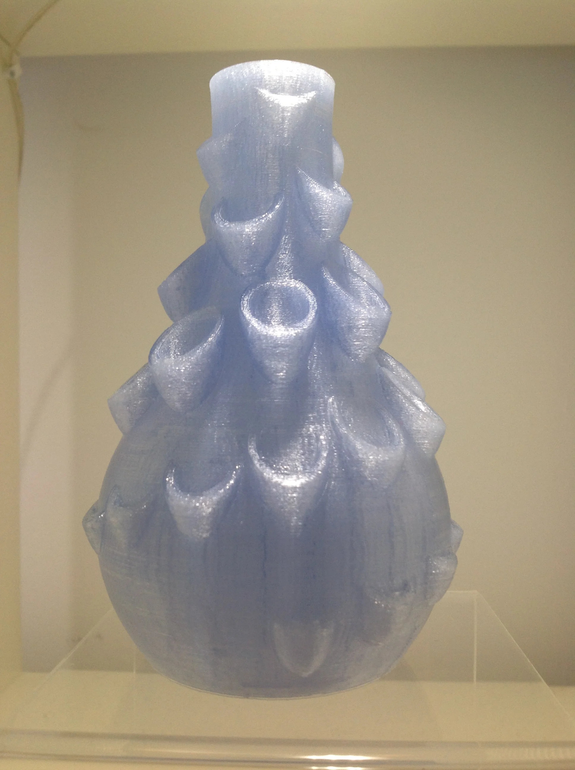 Spiral Scallop Vase (3D printed in PLA, 2012)