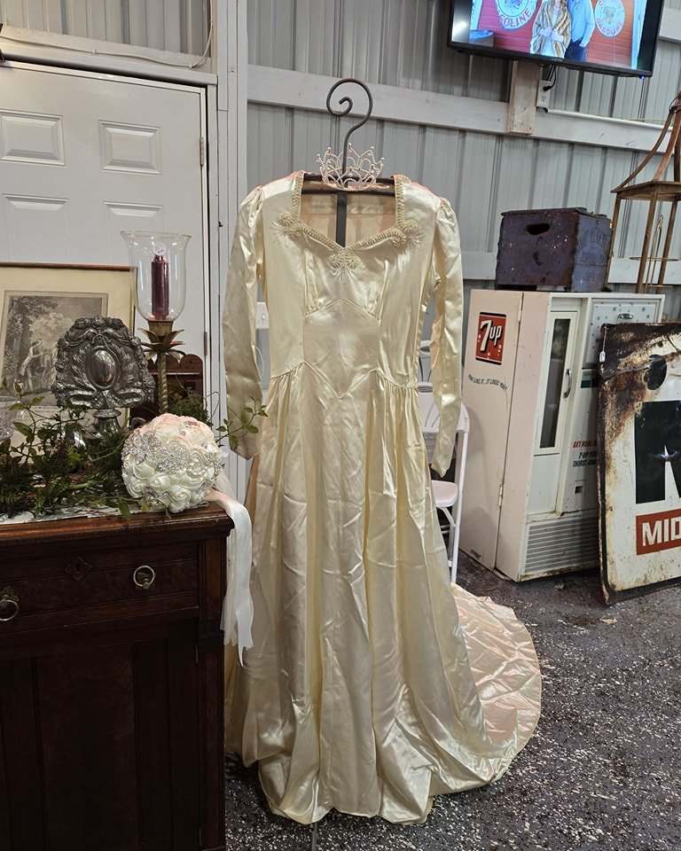 We can even set you up with a vintage wedding dress! 
Check out our sale...here all day tomorrow and Sat am!
.
#imacollector #itsnothoarding #adlerranchexperience #mnbride #ndbride #engaged