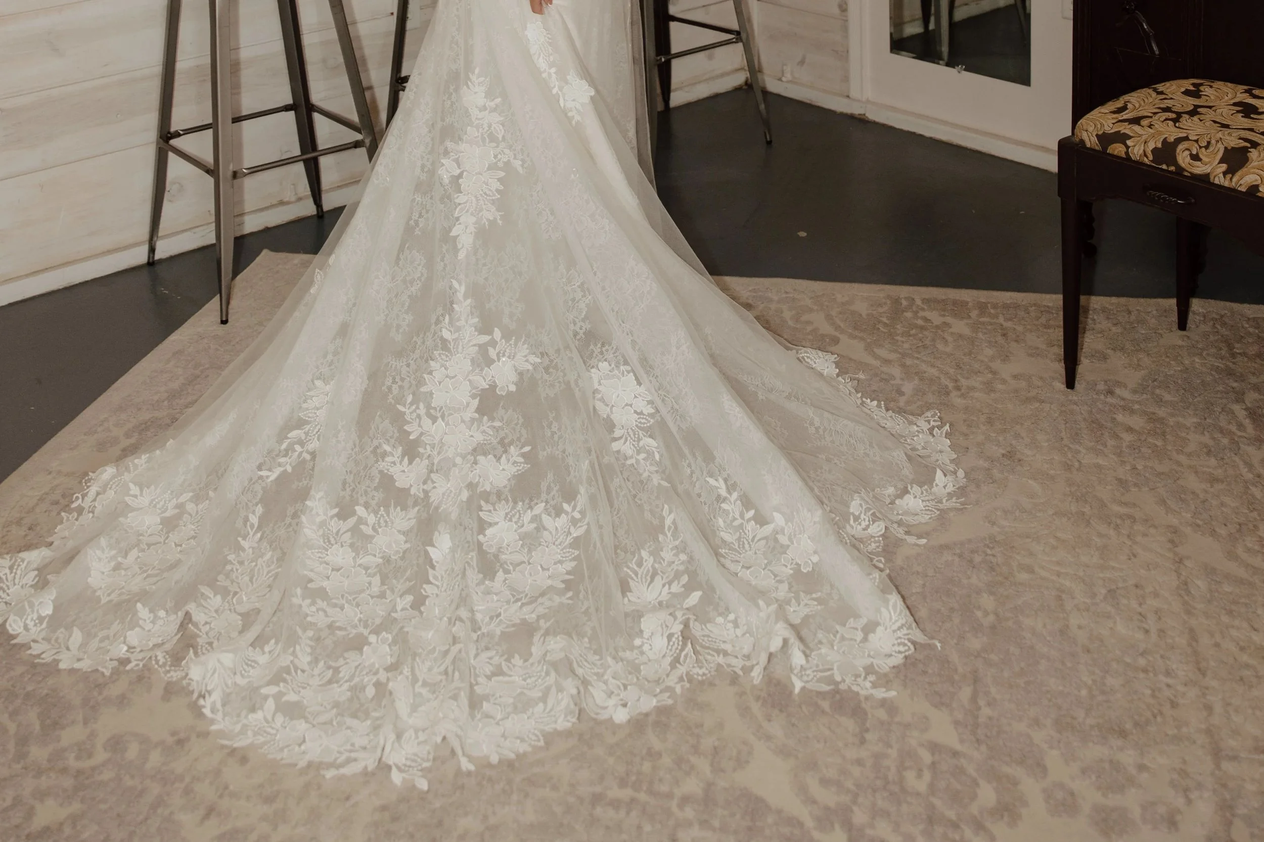 Beautiful wedding dress at Adler Ranch Wedding Venue, outdoor garden wedding venue located in central MN