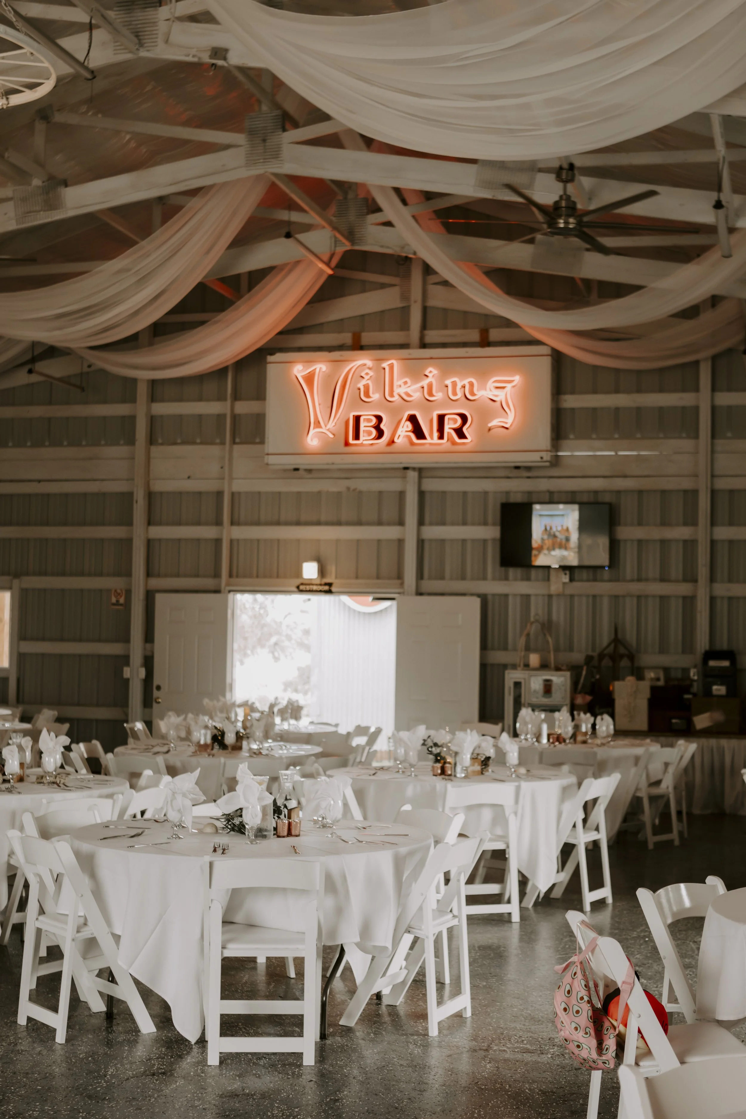 The Banquet Barn at Adler Ranch Wedding venue, MN outdoor garden wedding venue, wedding near me