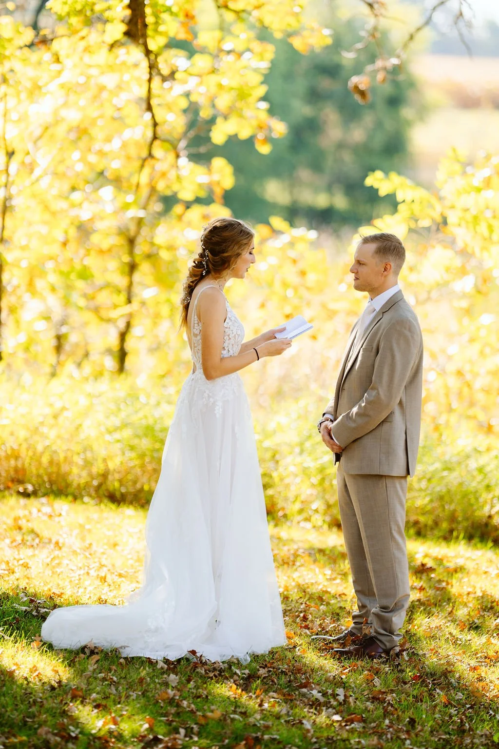 Best Fall Things to Do in Alexandria, MN for Couples: Fall Colors, Date Ideas &amp; Romantic Getaways