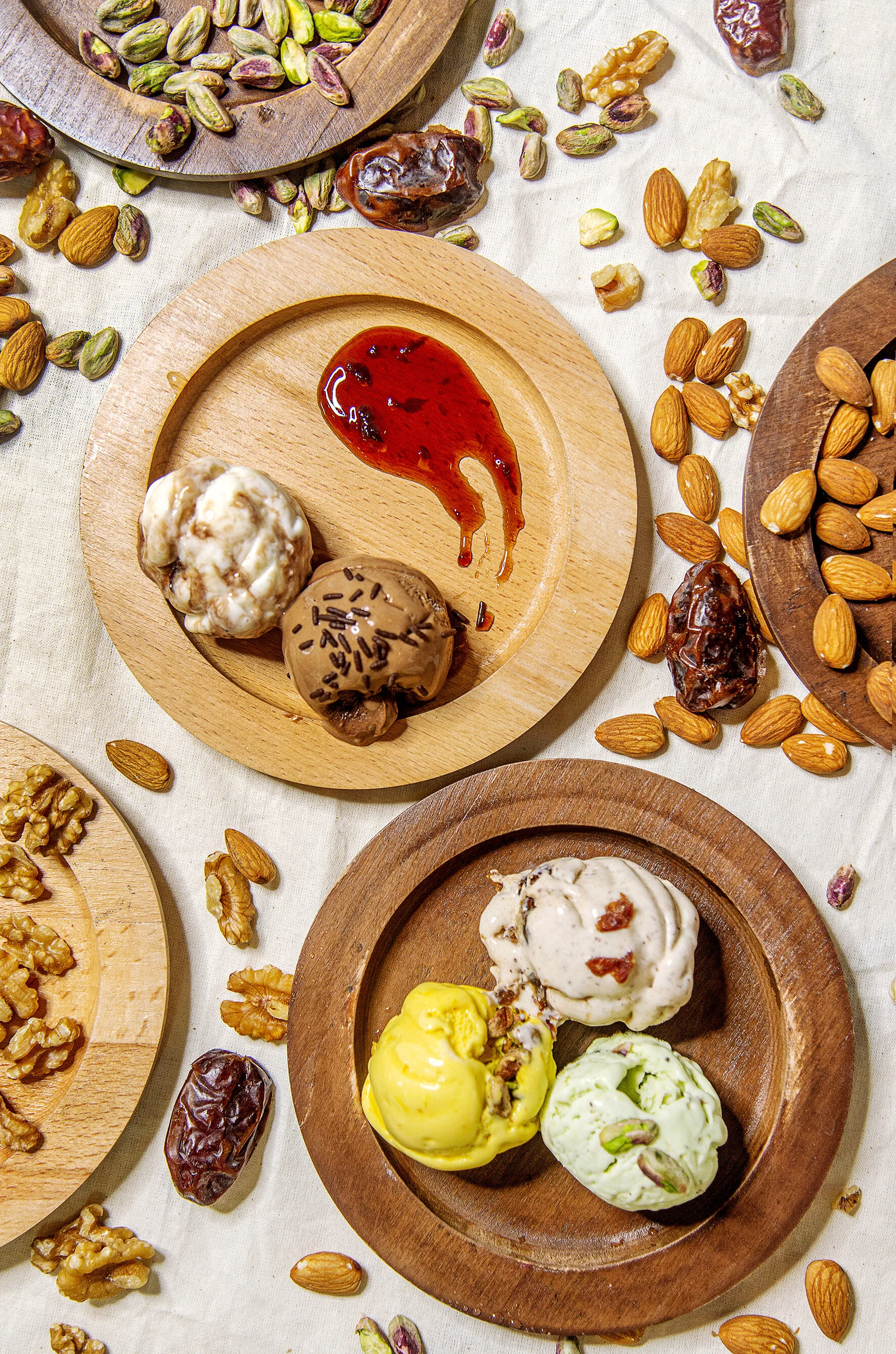  Lale Cafe &amp; Restaurant 