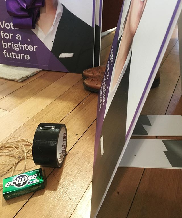 Macgver knows you always have the tools you need around, if you just stop and think. No wooden A-Frame, No worries. 
#auspol #ausvotes #sturtvotes