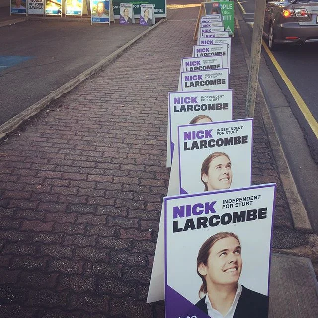 The early bird catches the prime locations. Last day of PrePol .
.
.
.
#auspol #ausvotes #sturtvotes