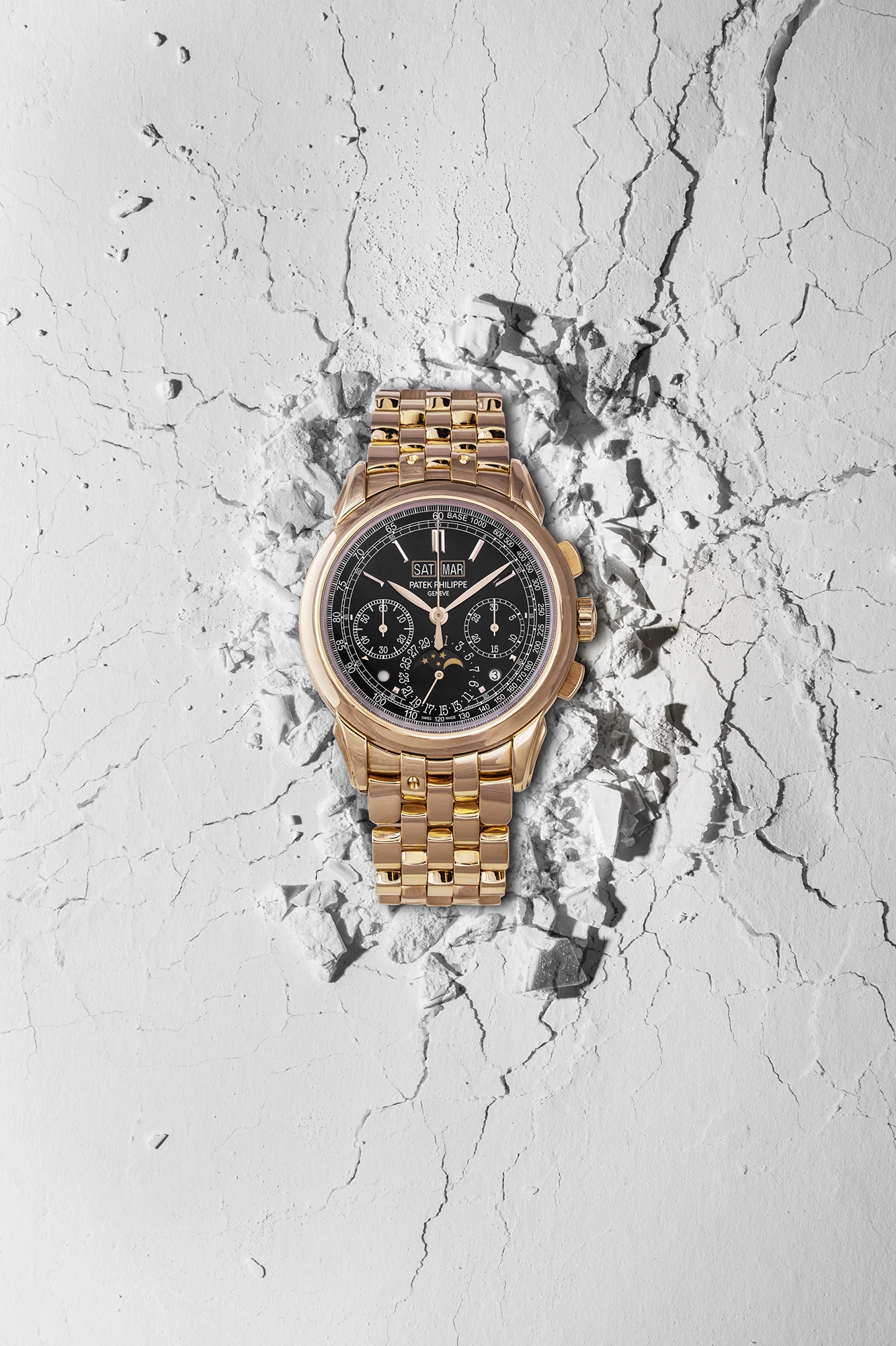 11June18 Patek Philippe2104A.jpg