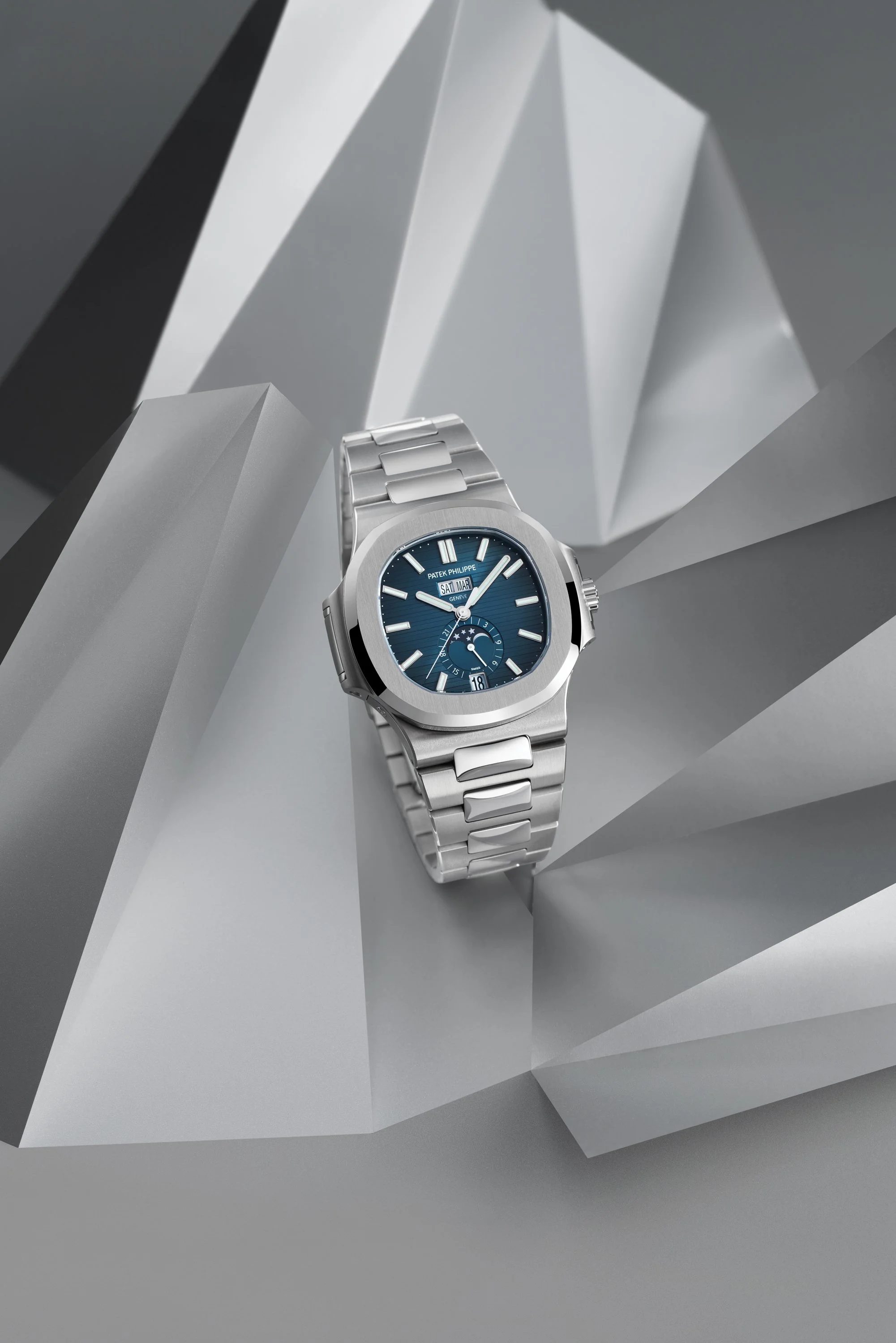 06 Patek Cortina 10June20192251.jpg