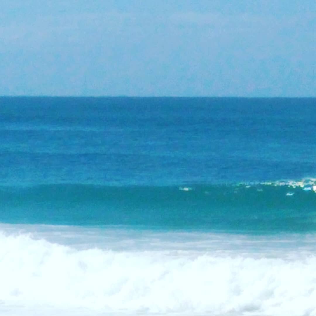 Byron turned it on for Valentine's today... Doesn't matter how busy it gets if you are one of the kindred souls drawn to this special place today it reminded us why, no matter where you are on the planet, this place will call you back
#tribebyron#byronbaylife #byronbay_longboards #byronvibes #byronbay #cleanoceans #byronbaysurf #northernriversnsw #tribebyronbay #surf #surfing #surfphotography #byronbaystyle #valentinesday