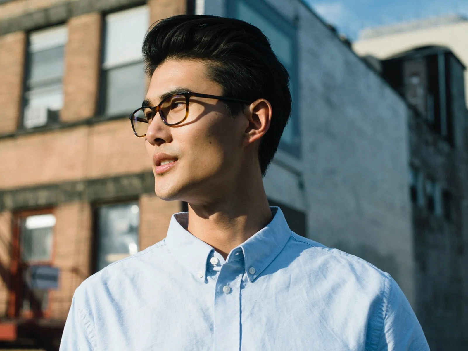  Felix Gray makes some trendy blue light blockers without the ugly orange lenses 