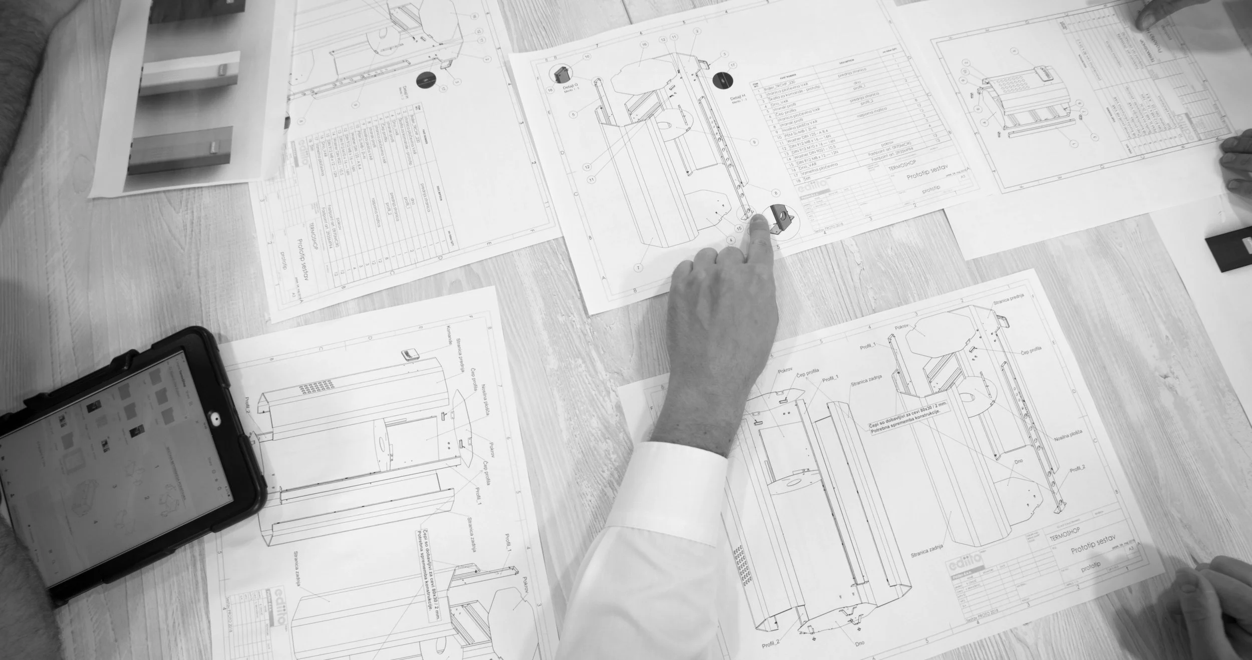 EDIT1 (Resolve).00_00_36_23.Still001.jpg