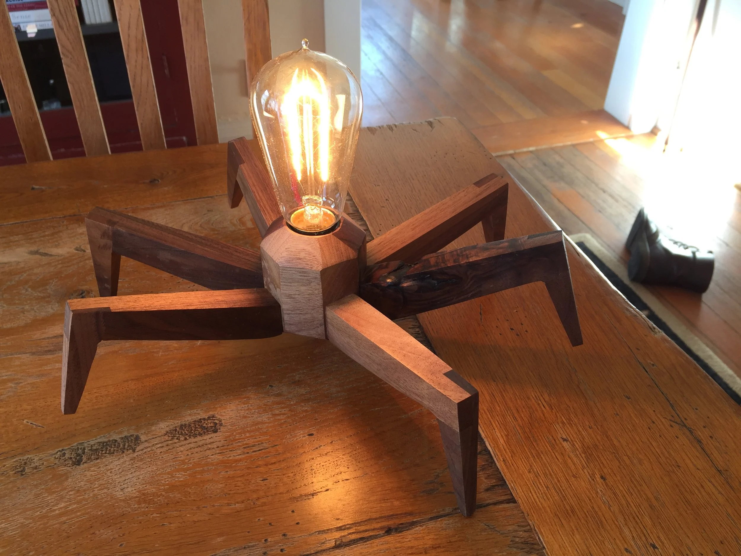desk lamp
