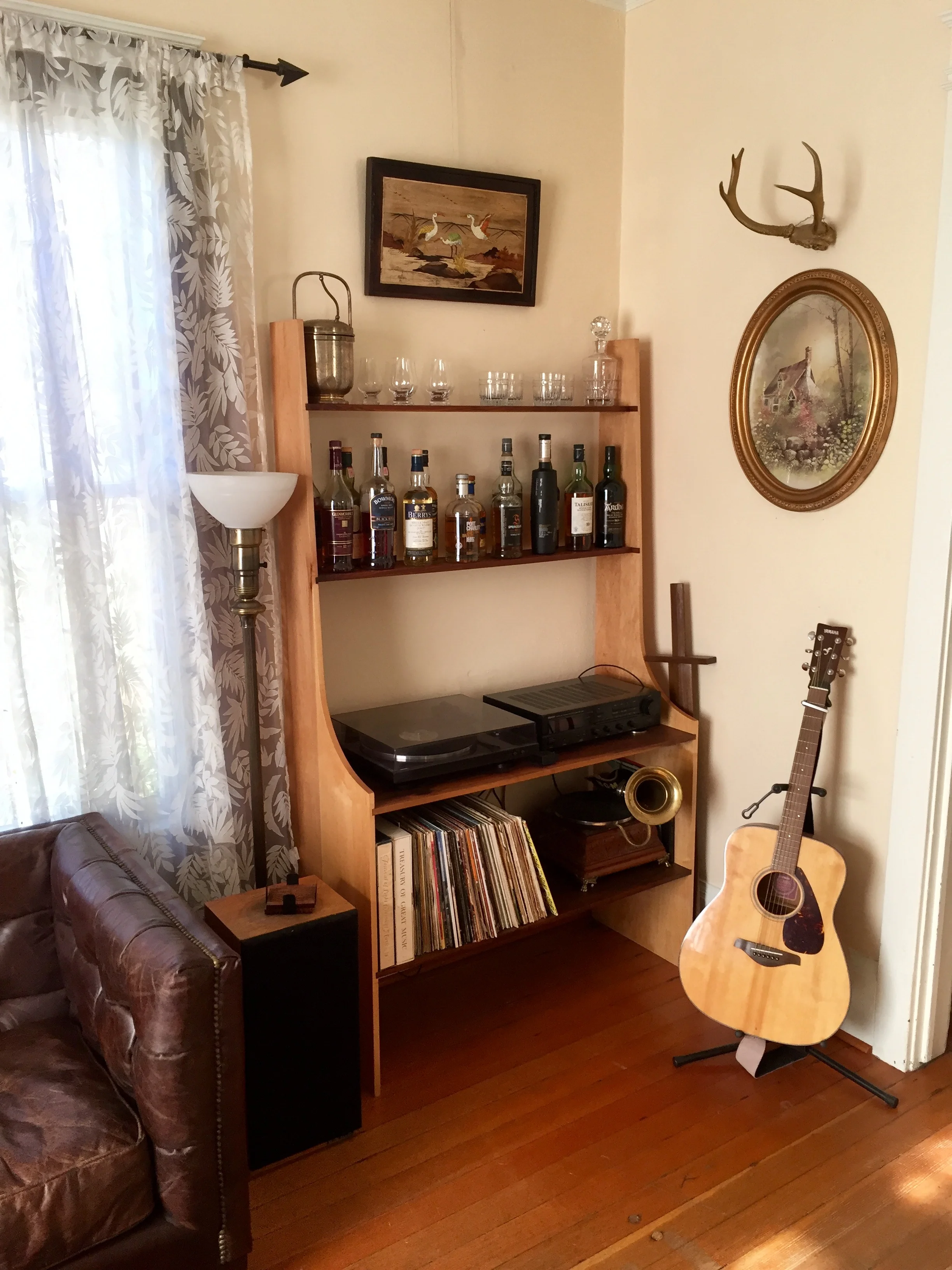 record console + bar