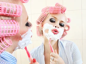 Hair or Bare? The Mane Question Down South