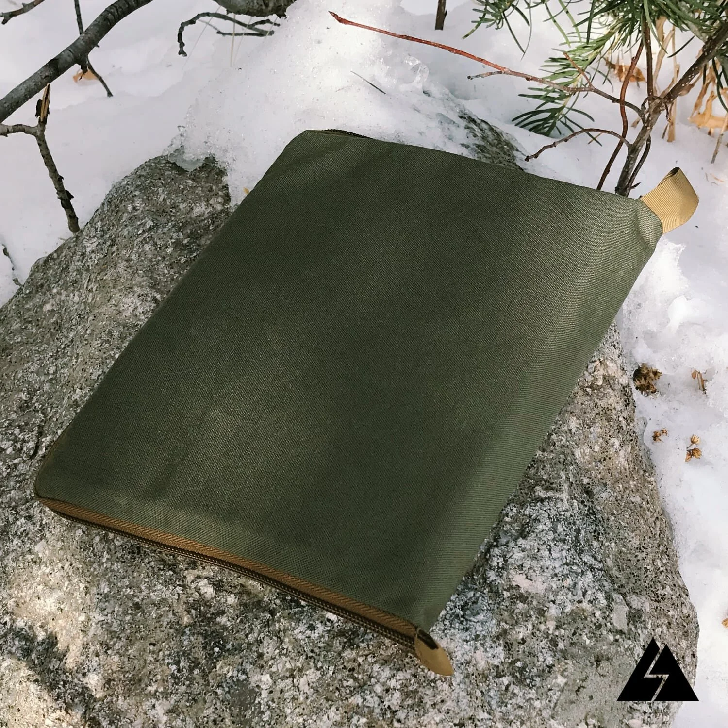 Make a Padded Traction Spike Case