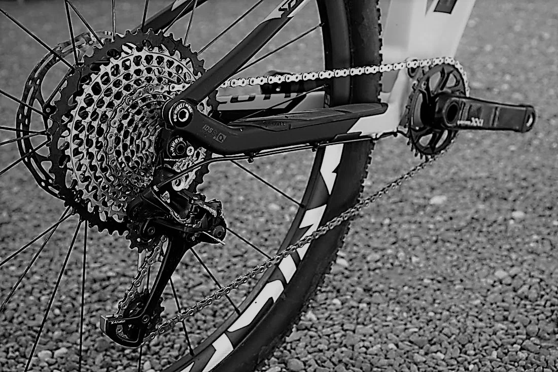 sram-XX1-eagle-12speed-group-details02.jpg