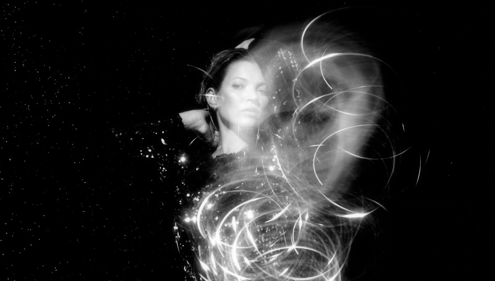 KATE MOSS WEARS JEAN PAUL GAULTIER ARCHIVE HOL WATCH “3 Minute Love” FILM here