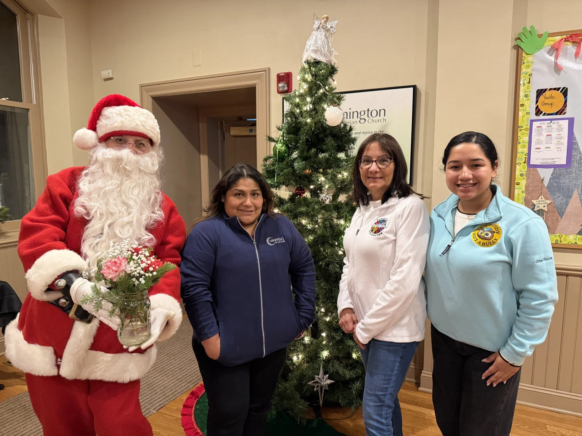Santa,Evelyn,Flor,Amy,ChristmasTree.jpg