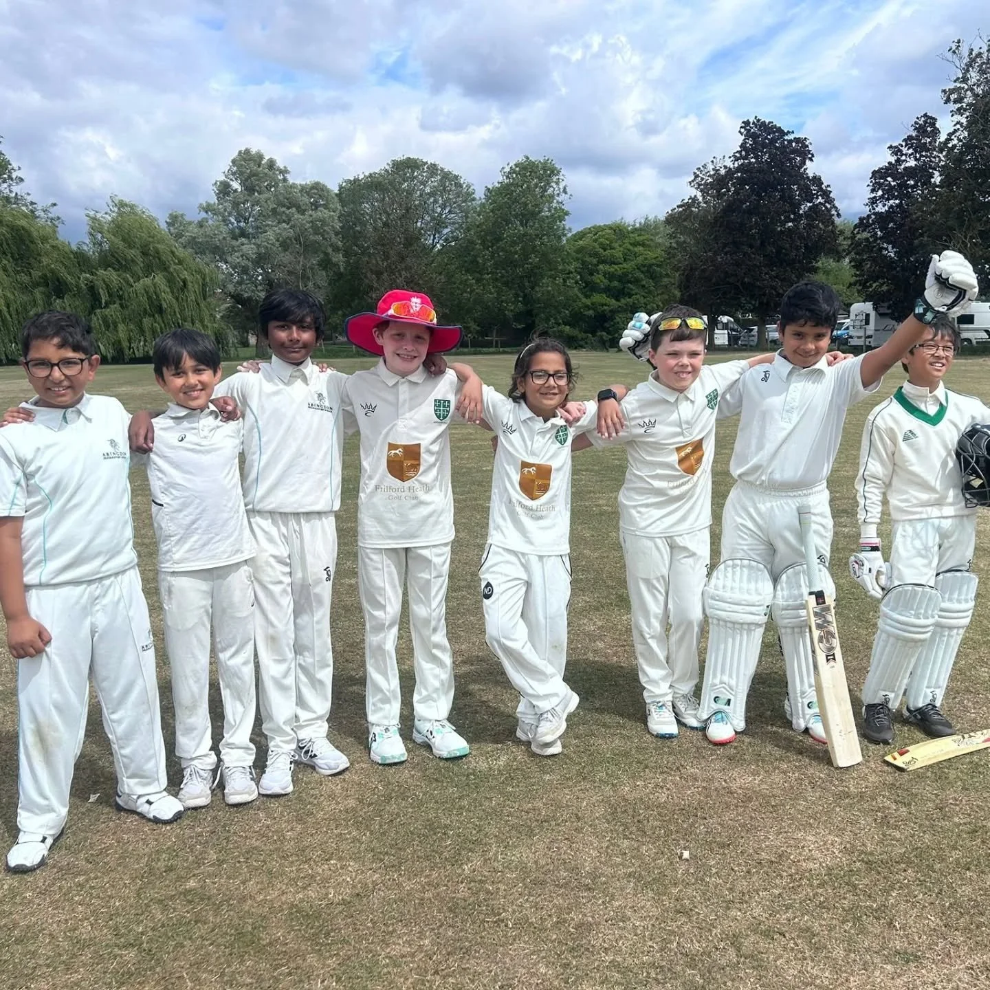 Under 11's update....

We have two teams in the U11 Hardball Pairs League and they are currently in 2nd (Rising Stars) and 3rd (Next Generation) place in the league respectively.

We also have an U11 softball team (Emerging Stars) who have played sev