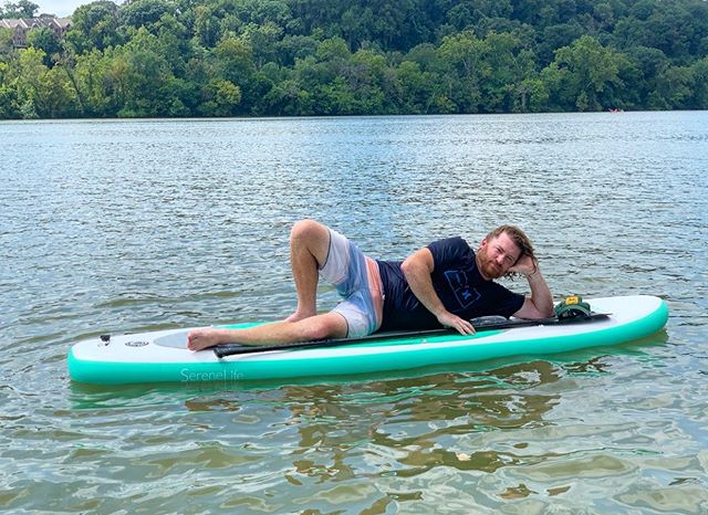 We are hosting several corporate outings this summer! Come up for a team building float with your sales team or staff and then book a meeting room at the nearby @cohatchcommunity Newsstand location in Delaware. We can accommodate groups up to 12 at once, and each corporate package includes a post float paddleboard massage and sing along from our friend Geoff (pictured.) He doesn’t know about this part yet, but he will totally be down for it 🤣