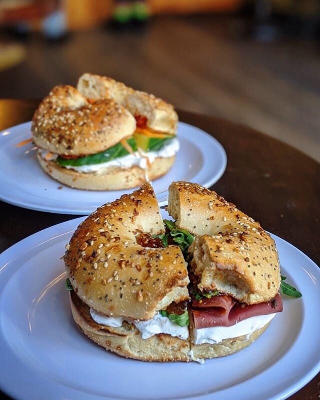 The fancy fig! Plant based prosciutto, baby arugula, fig jam and tofu cream cheese on an everything bagel. Photo of fancy fig and kimchi bagels by @andyvandinh via google photos 💝