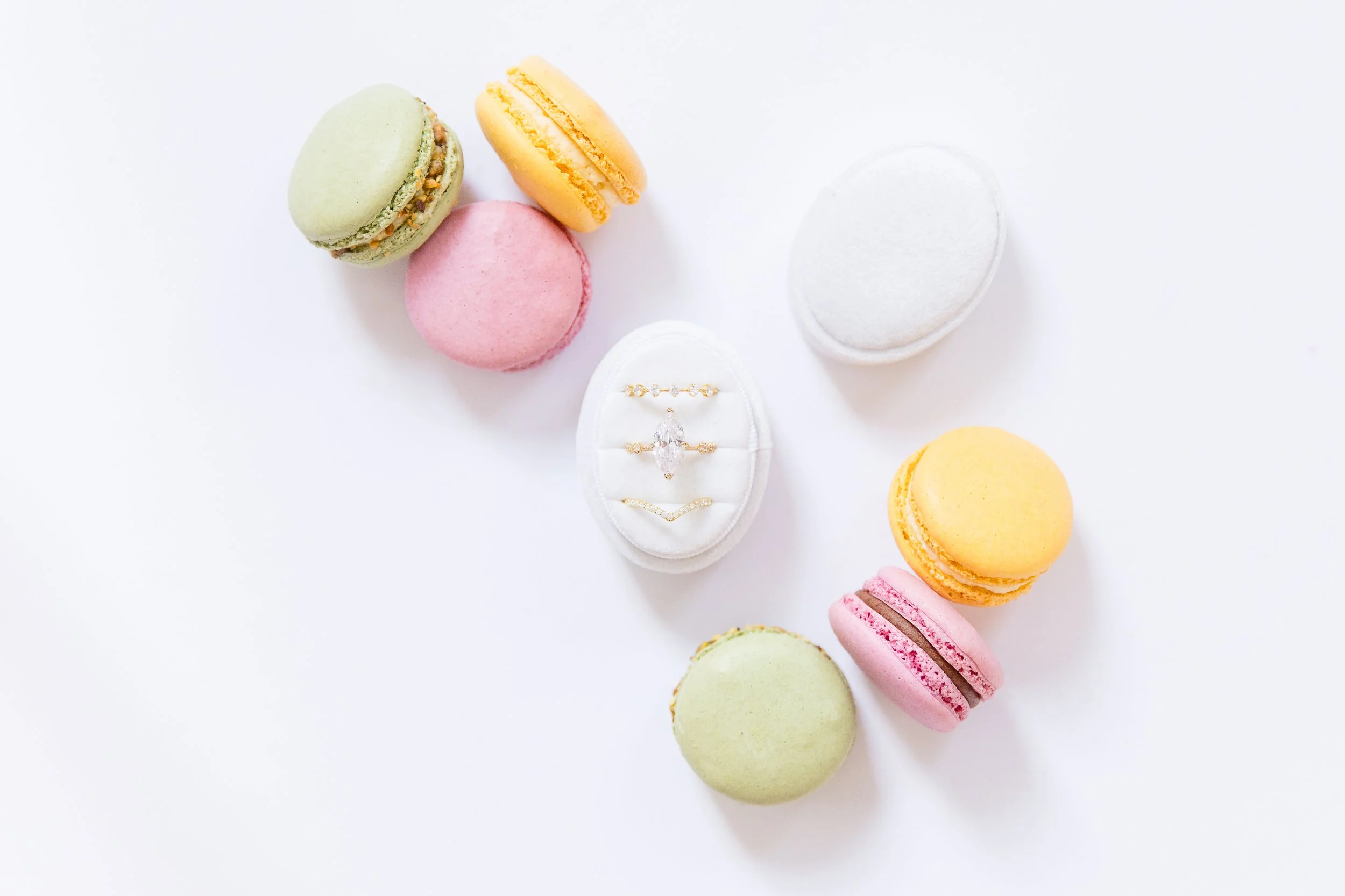 White Oval Triple Slot 2.jpg