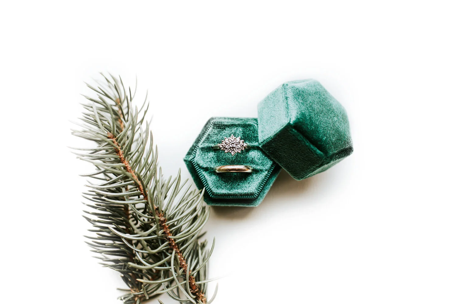 Emerald Green Double Slot Ring Box