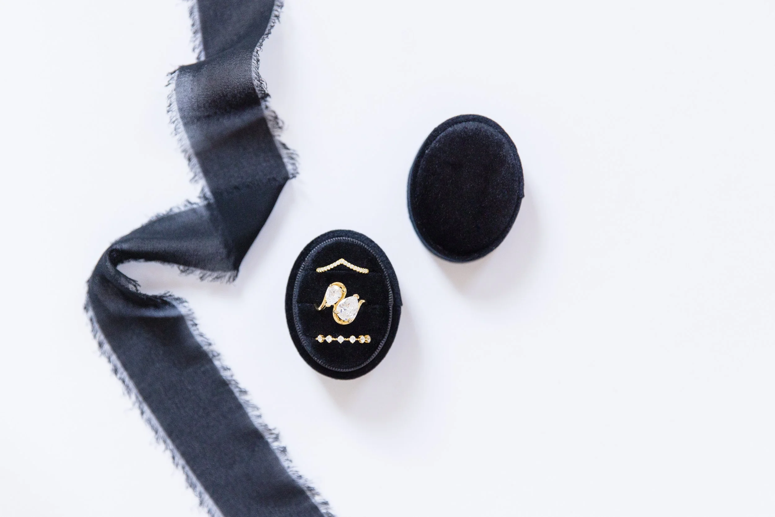 Midnight Black Oval Triple Slot 2.jpg