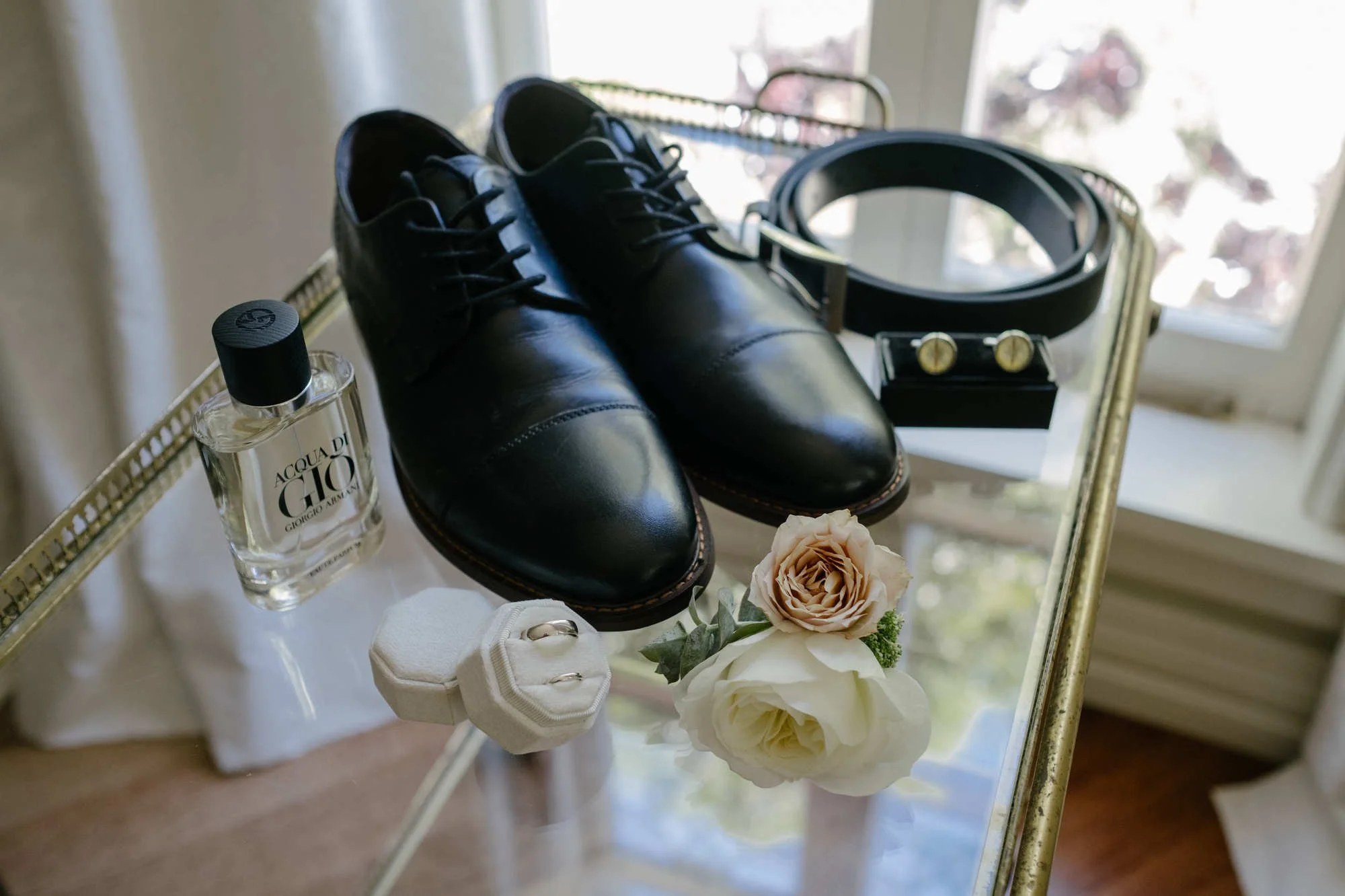 dressing room his.JPG