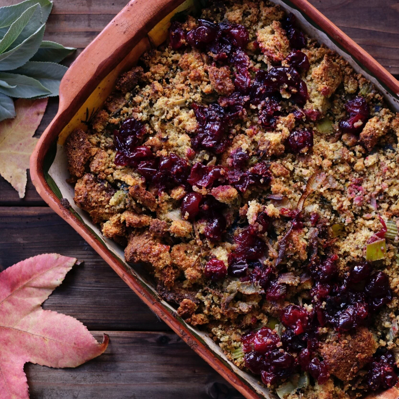 Hemp Fruit Crumble