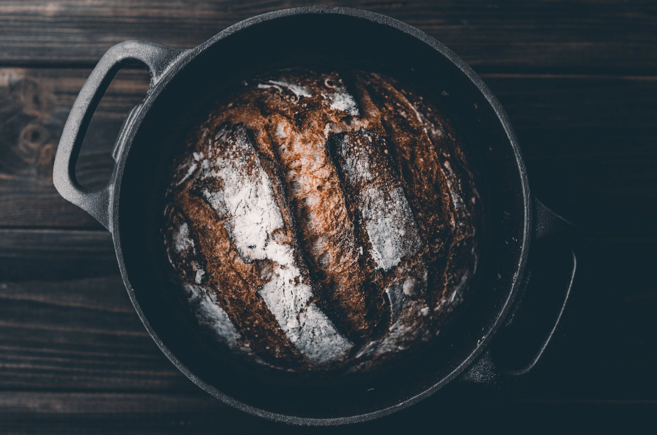 artur-rutkowski-h2CPeqTzaaY-unsplash-sourdough-bread.jpg