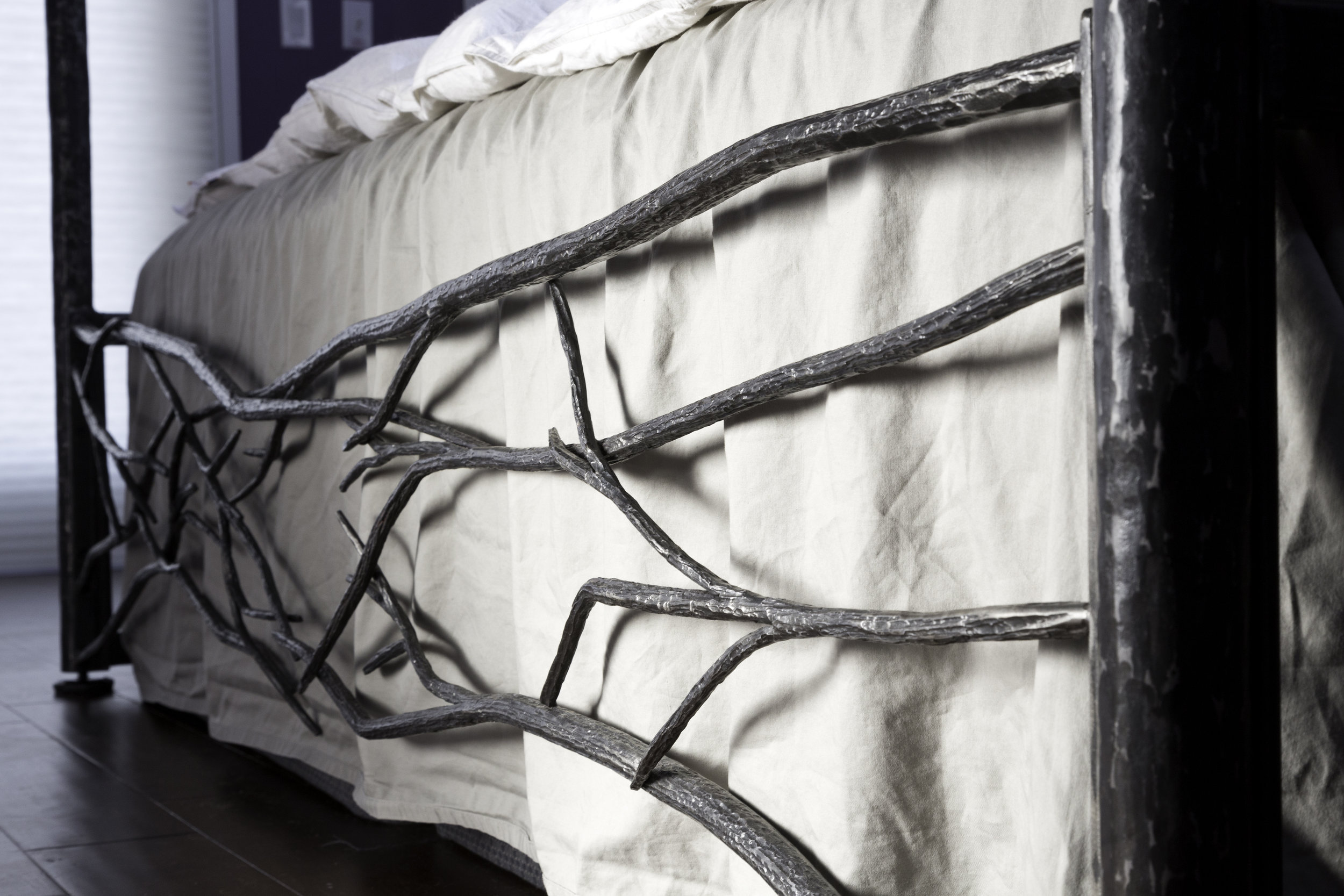 FORGED BED FRAME WITH CANOPY (detail of footboard)