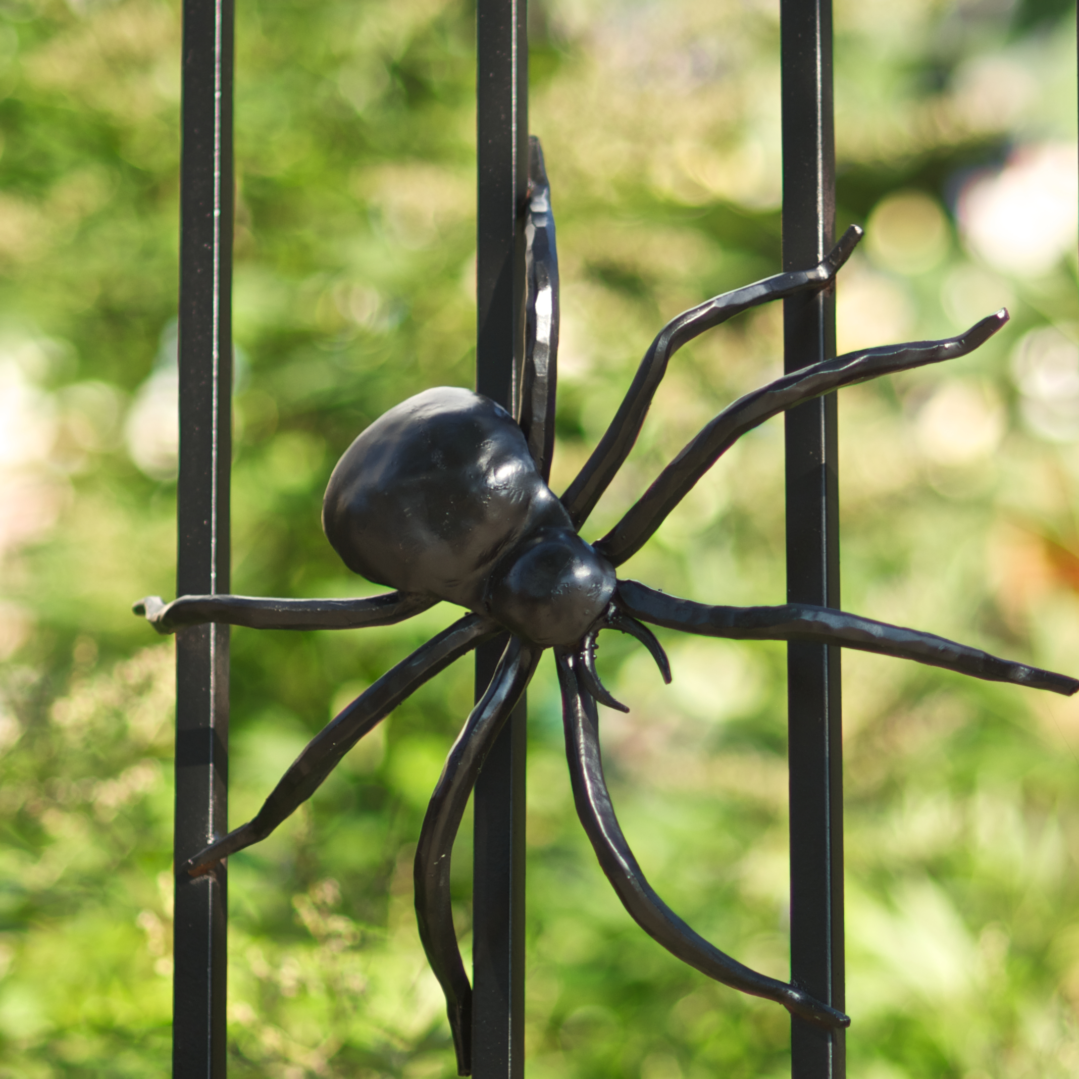 INSECT FENCE (SPIDER) - Satellite Café, 50th &amp; Baltimore Ave. Philadelphia, PA