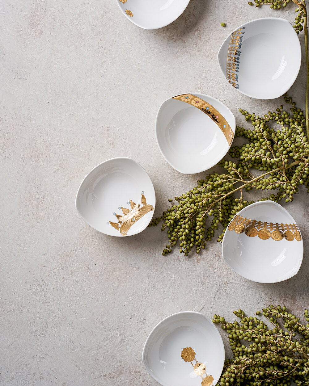 Plates &amp;amp; Bowls