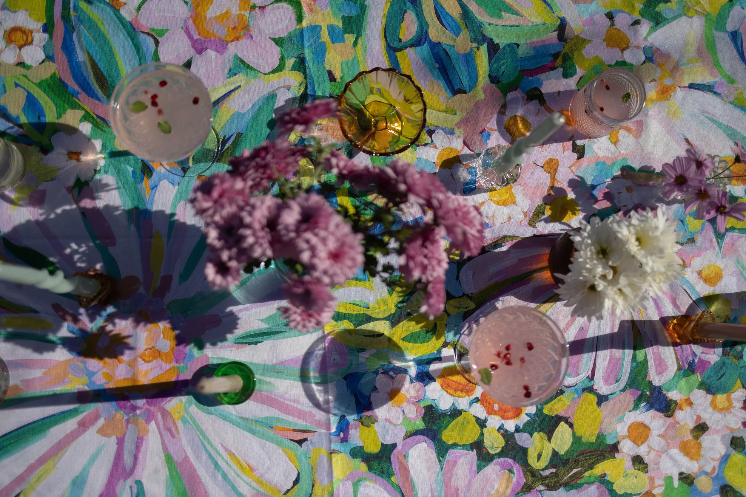 'Loves Me, Loves Me Not' - Table Cloth