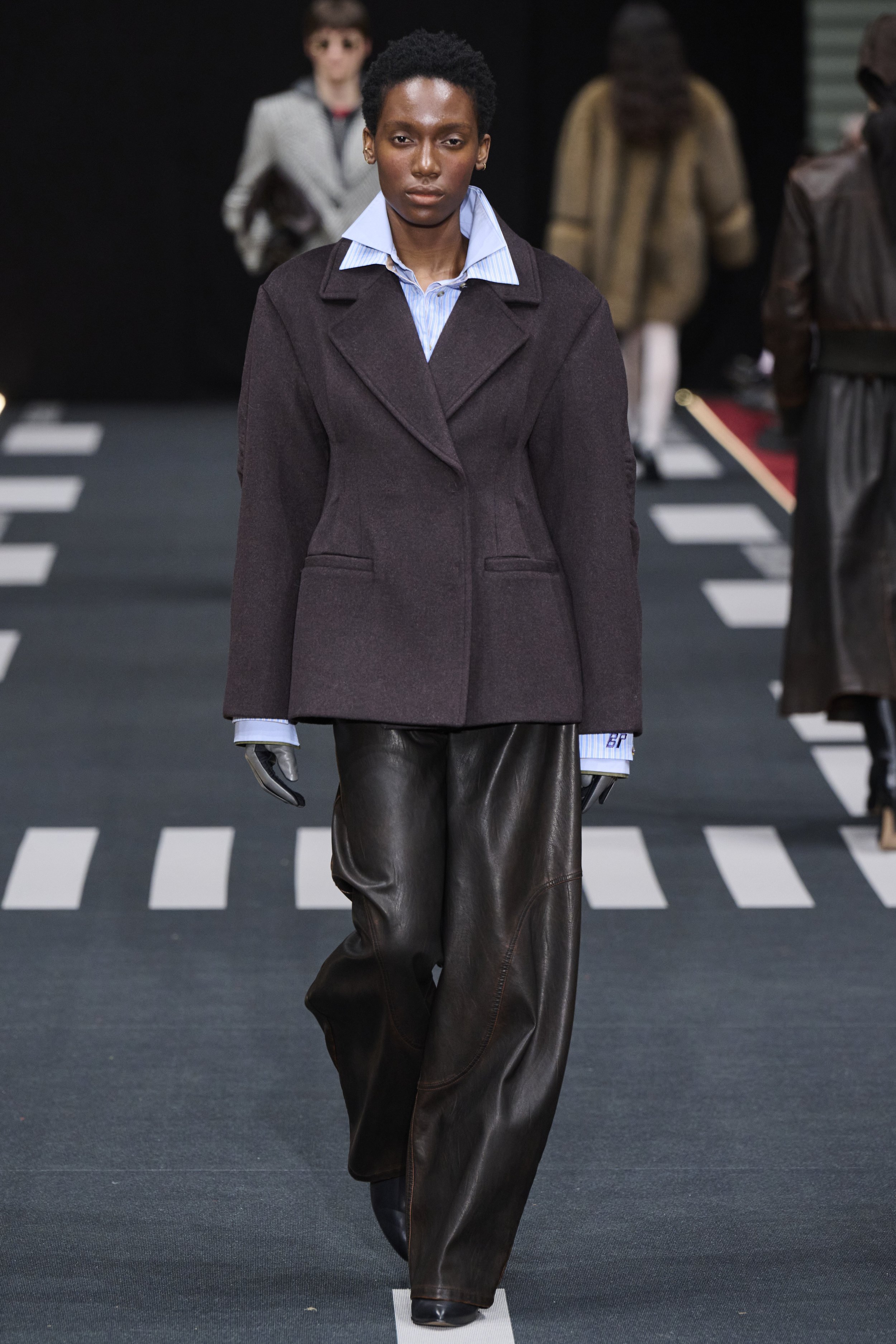 Look 29 of 30 Baum und Pferdgarten AW26.jpg