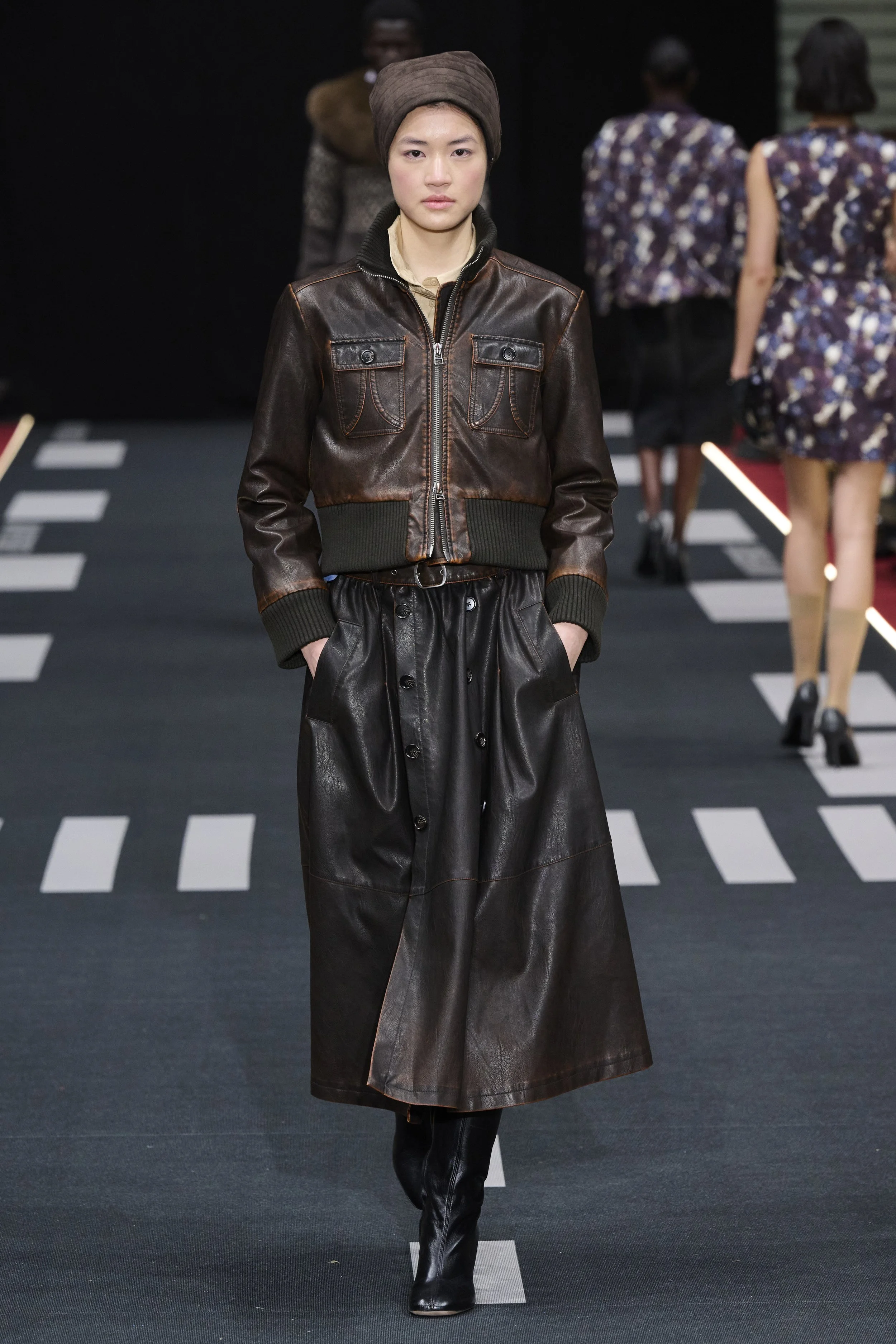 Look 27 of 30 Baum und Pferdgarten AW26.jpg