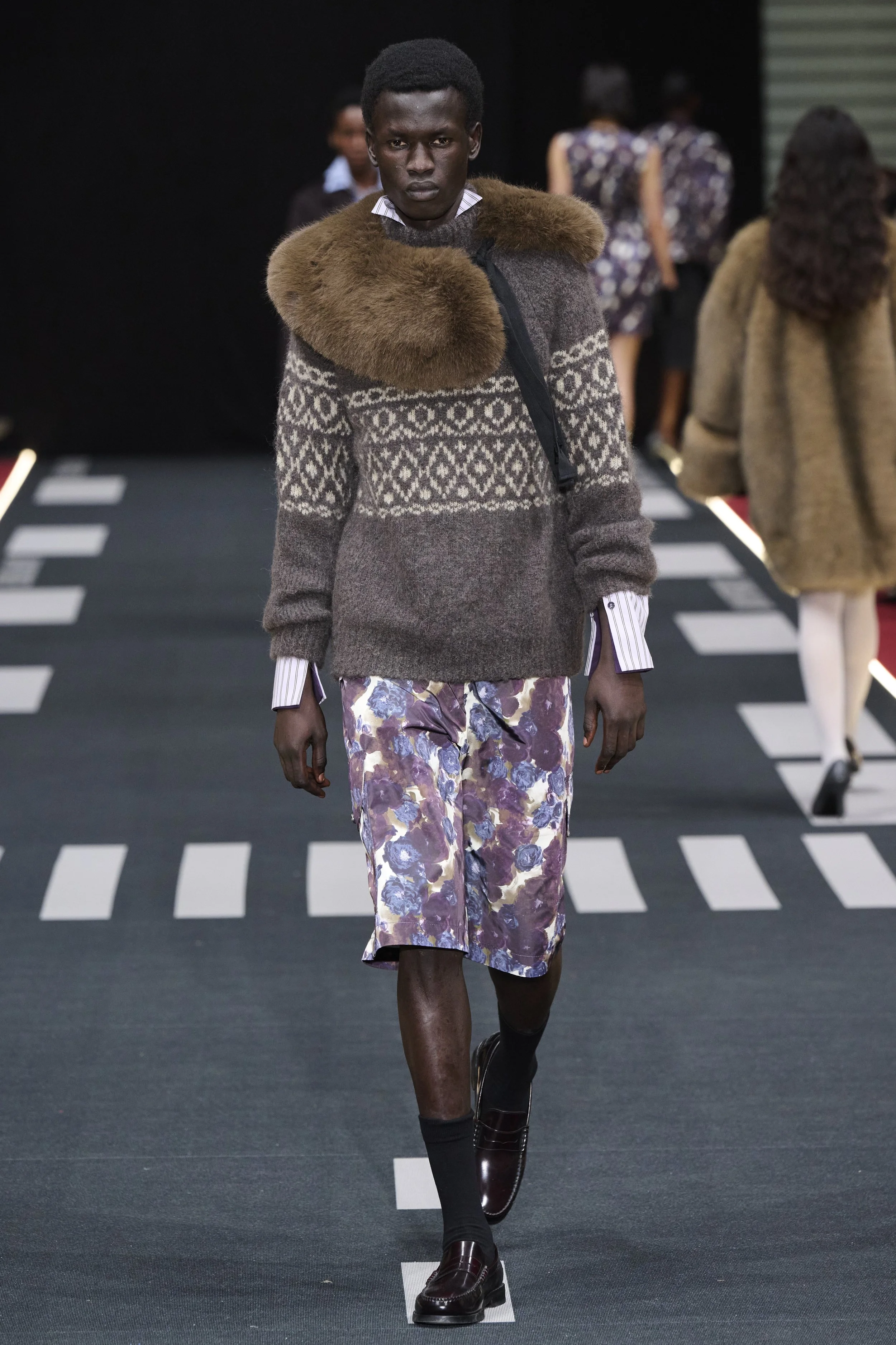 Look 28 of 30 Baum und Pferdgarten AW26.jpg