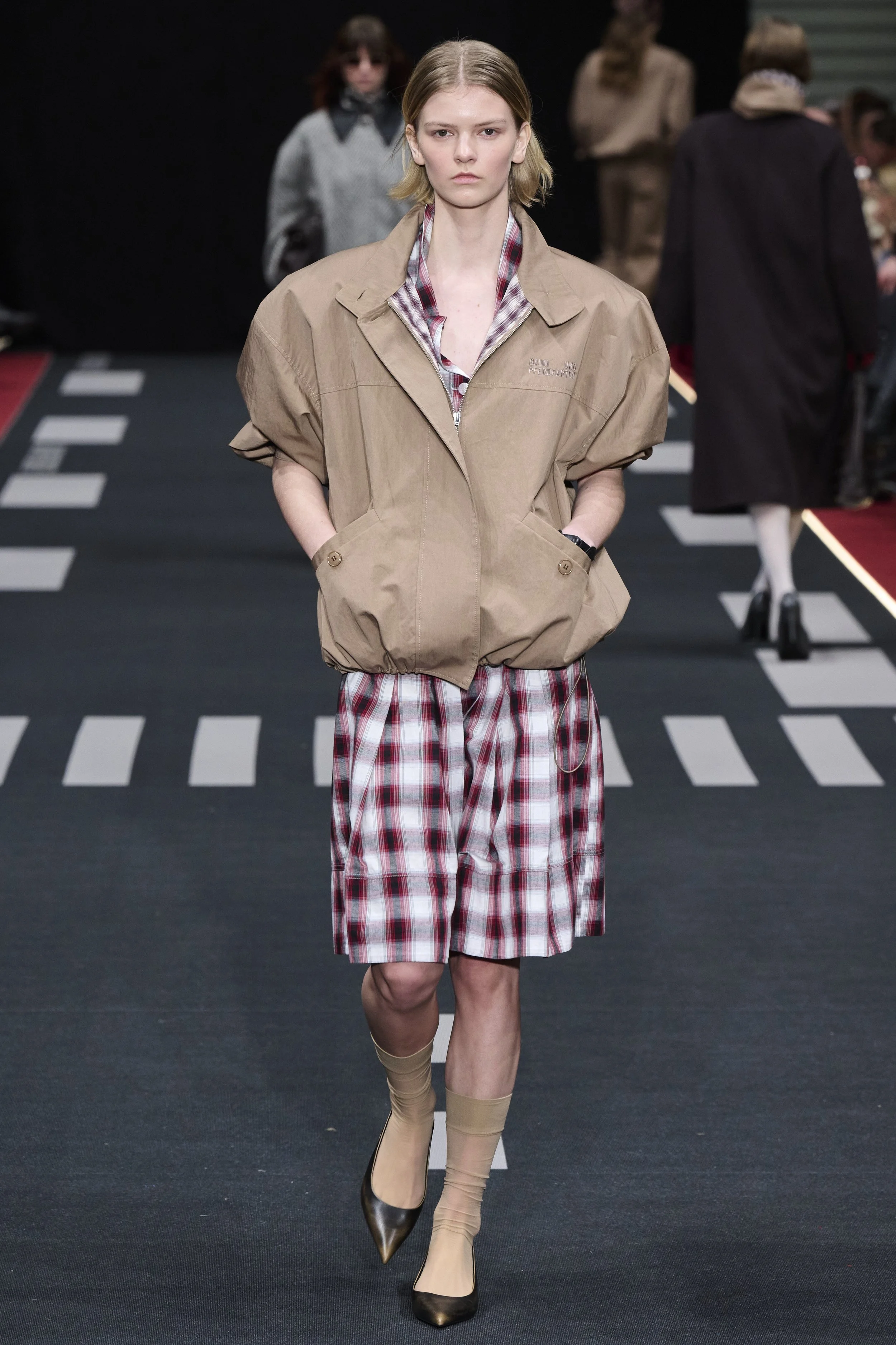 Look 21 of 30 Baum und Pferdgarten AW26.jpg