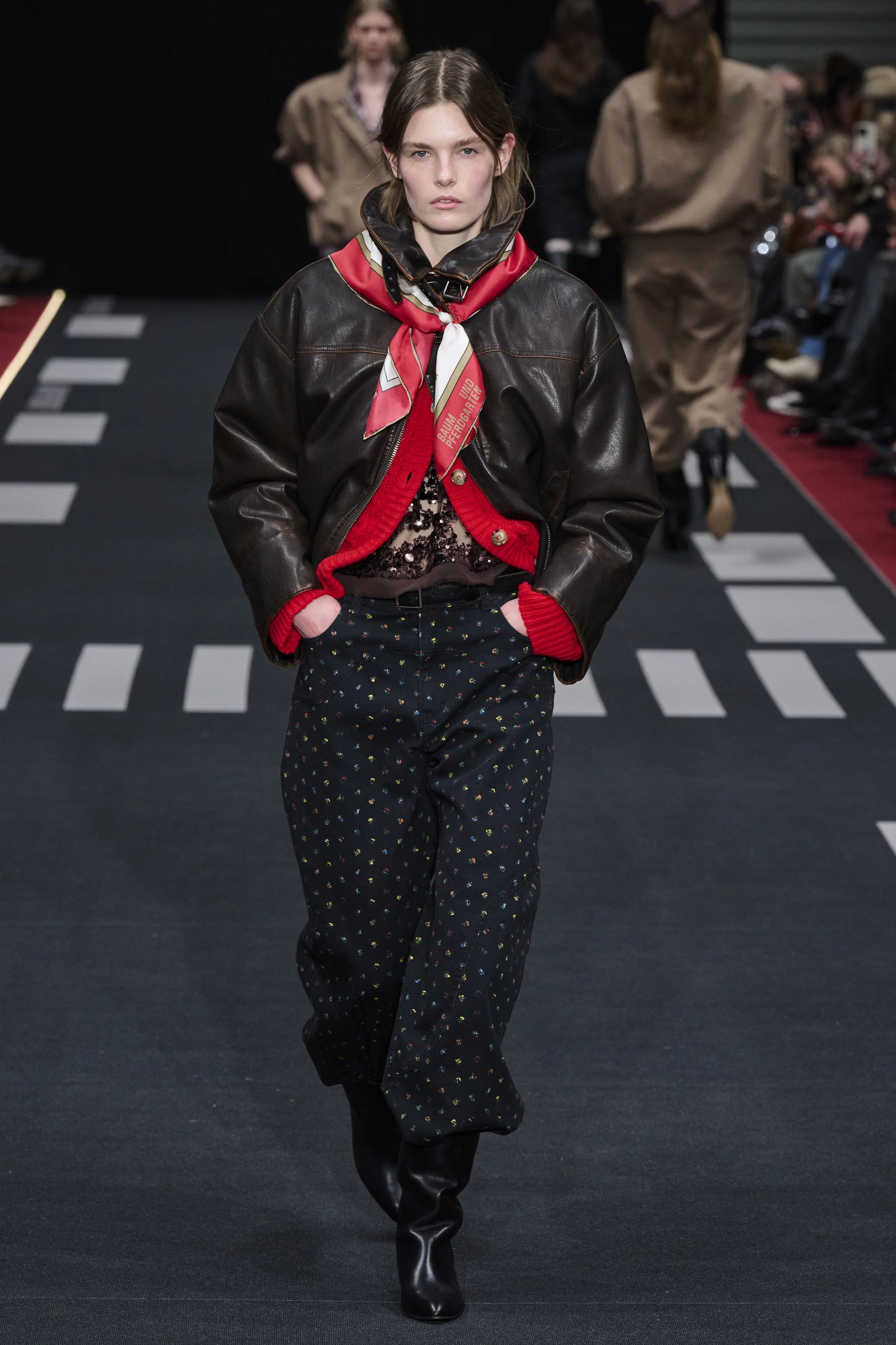 Look 20 of 30 Baum und Pferdgarten AW26.jpg