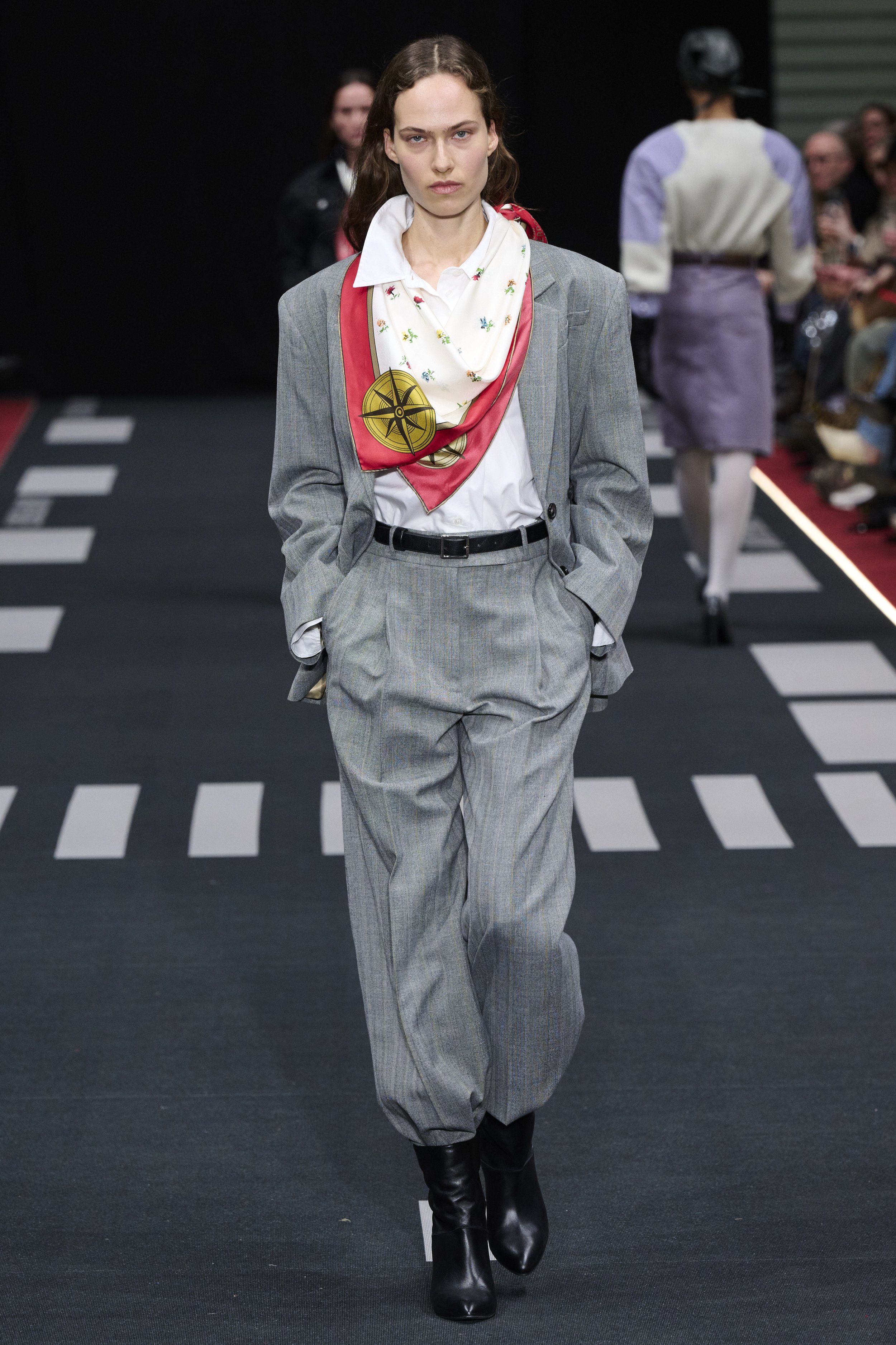 Look 16 of 30 Baum und Pferdgarten AW26.jpg