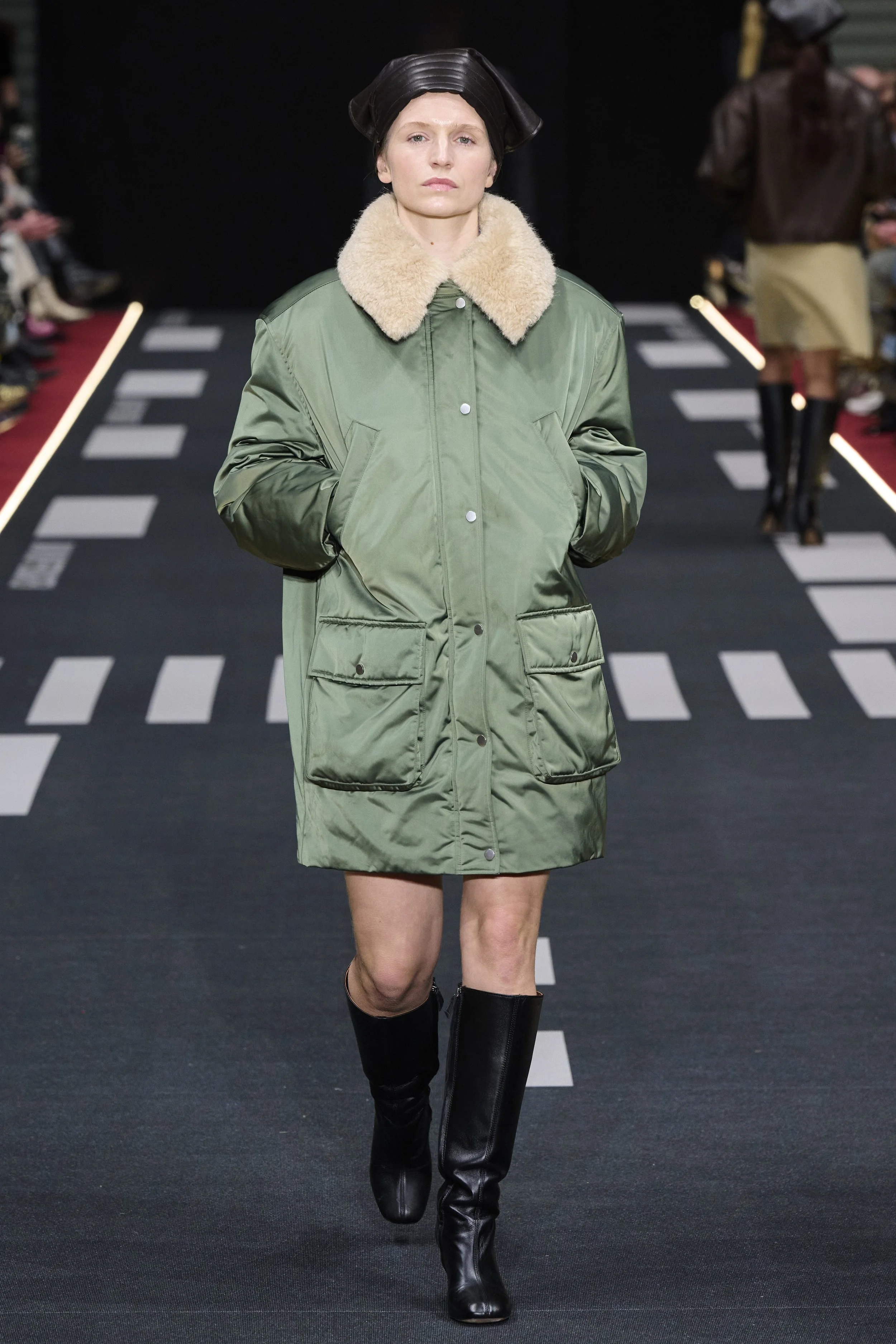 Look 8 of 30 Baum und Pferdgarten AW26.jpg