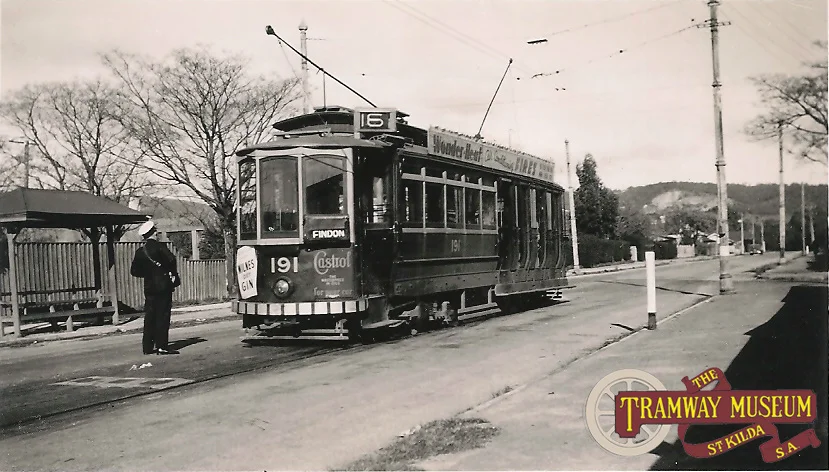 D type tram 191 at the Kingswood terminus in June 1951 with the tram being readied for the next inbound trip to the City and eventually Findon with which the Kingswood service was through routed.