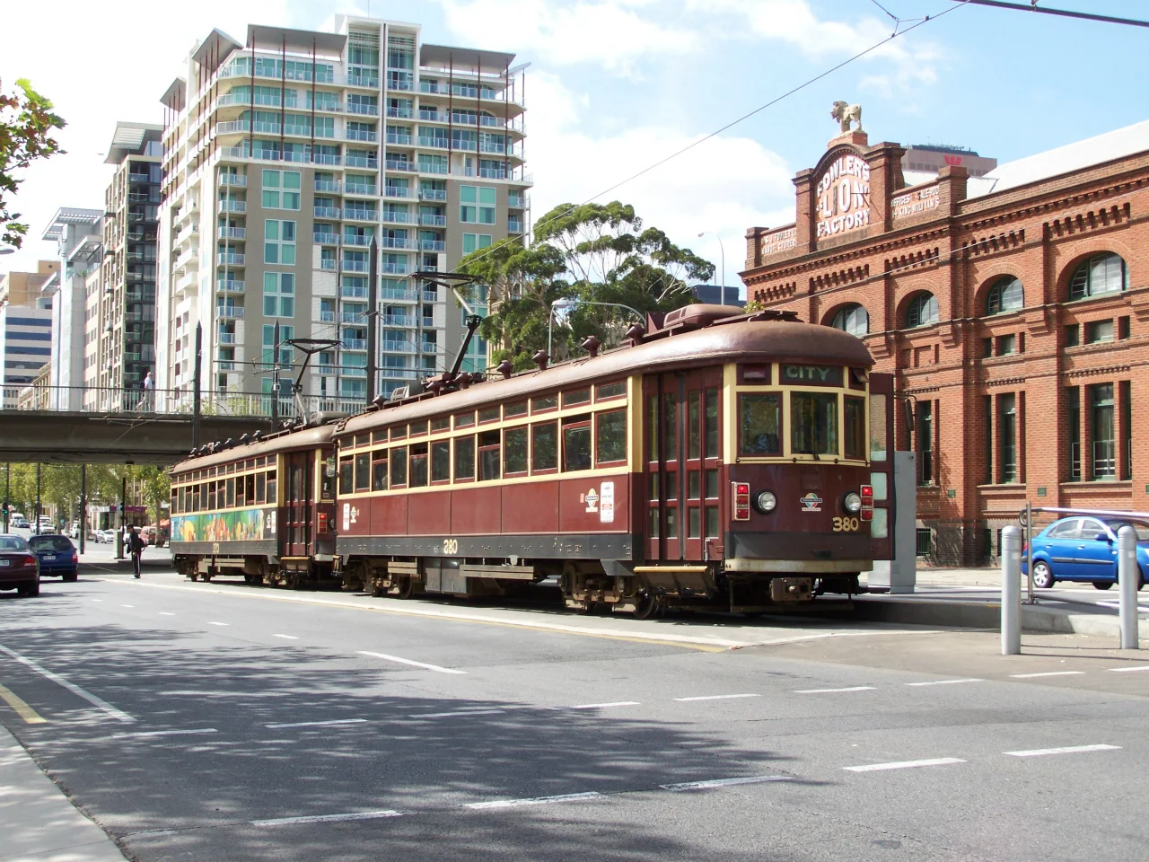 One of the weekend heritage services provided by the surviving H type fleet is seen at the former terminus at City West in the City, before running back to Glenelg in March 2009.